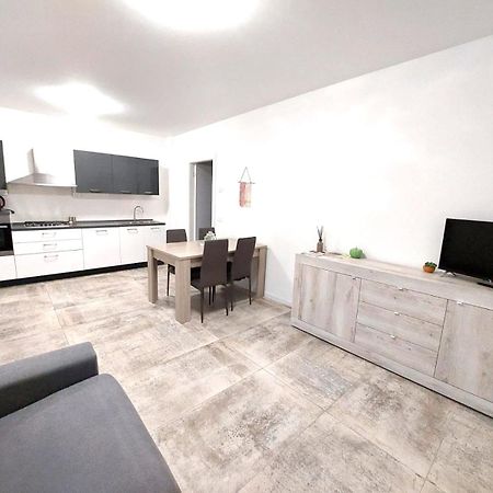 Sweet Mira Apartment Bagian luar foto
