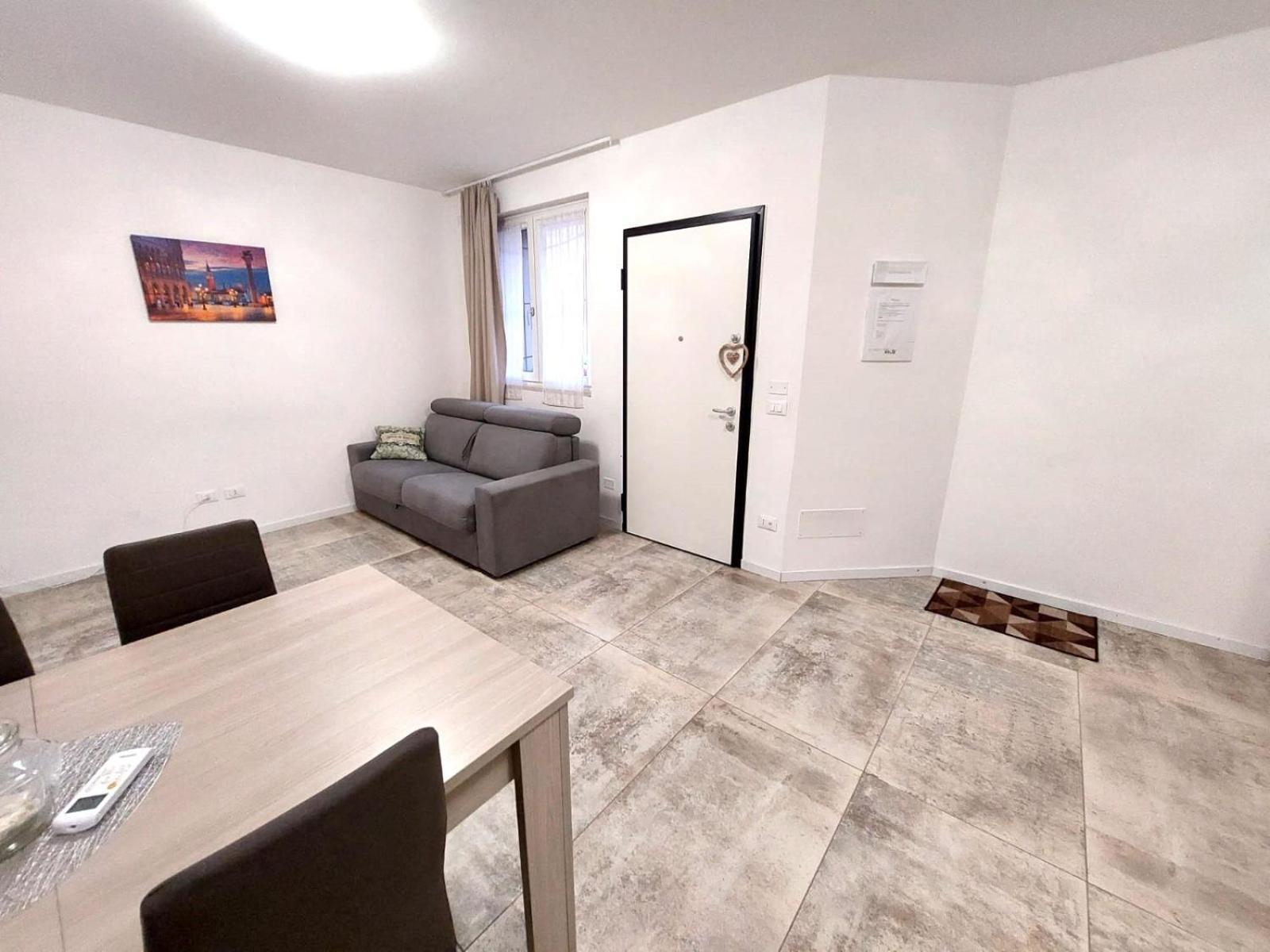 Sweet Mira Apartment Bagian luar foto