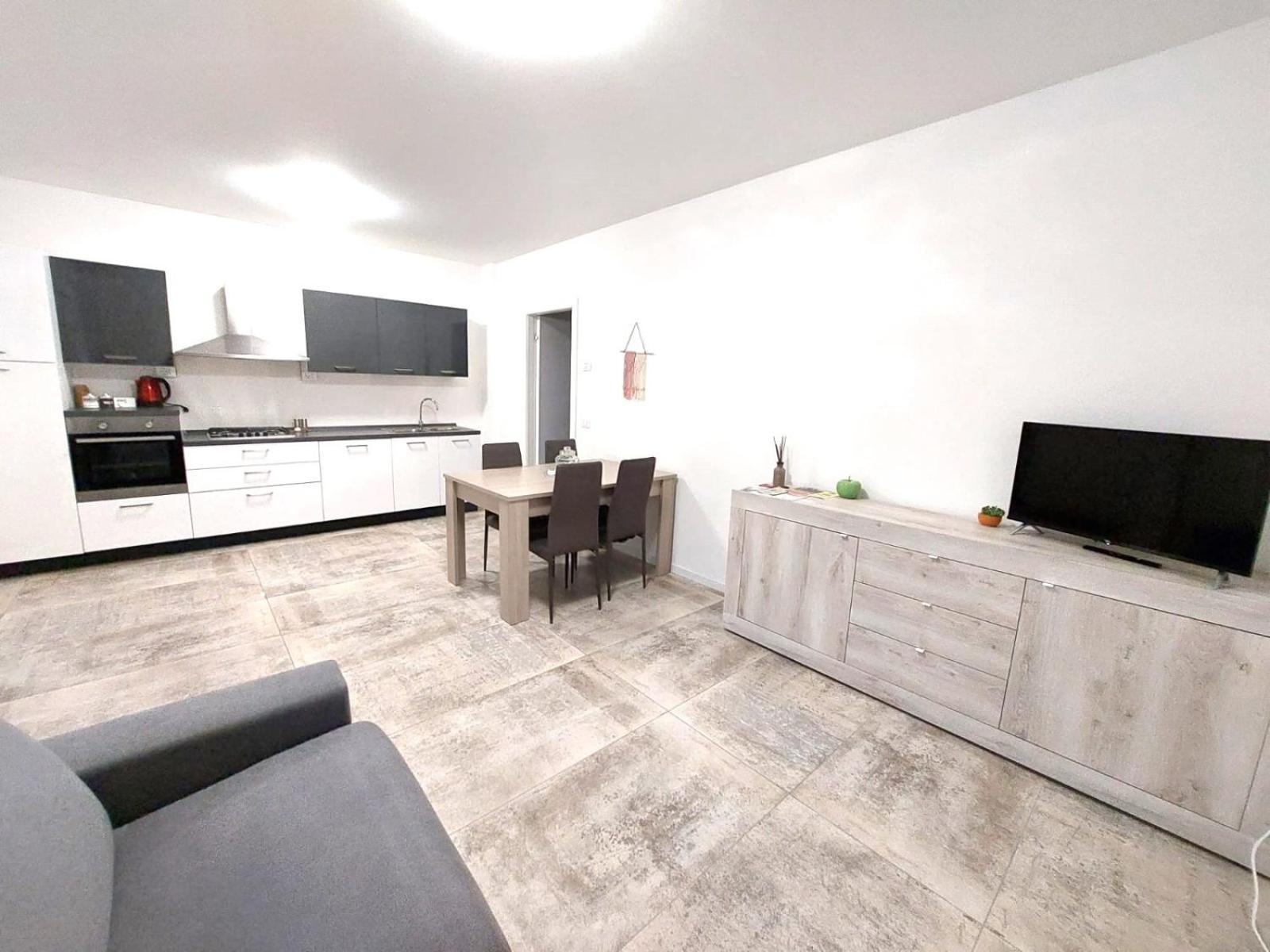 Sweet Mira Apartment Bagian luar foto